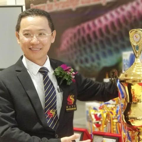 GOLDEN AROWANA FISHBALL SDN BHD Logo