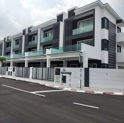 HARPSON SDN. BHD. logo