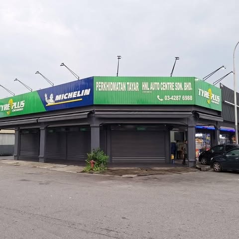 HNL AUTO CENTRE SDN. BHD. logo