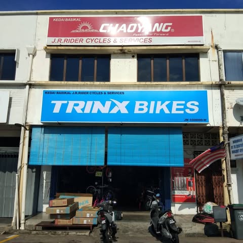 J R RIDER (M) SDN BHD logo