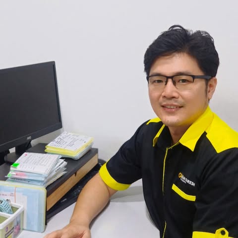 JIN HO HOLIDAYS SDN BHD logo