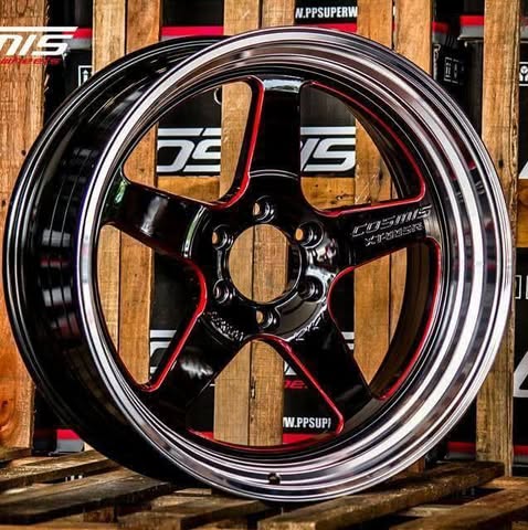 LAU TYRE SERVICE CENTRE (M) SDN. BHD. logo