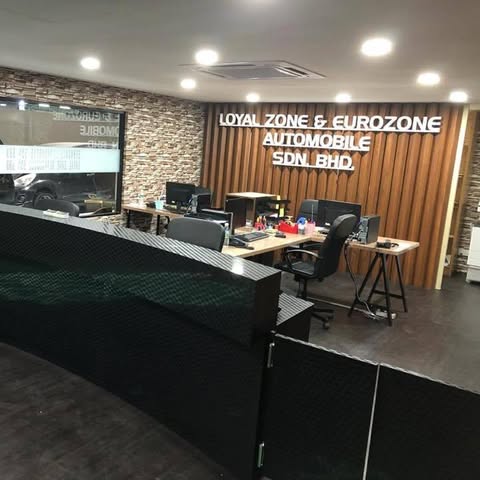 LOYAL ZONE AUTOMOBILE SDN. BHD. logo