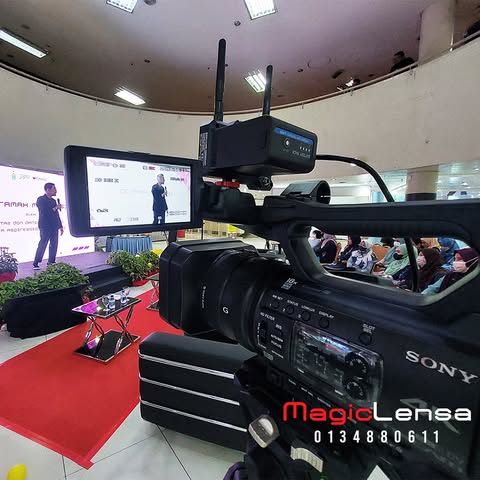MAGICLENSA PRODUCTION SDN BHD logo