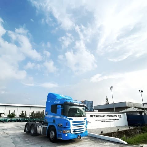MEWAHTRANS LOGISTIC SDN. BHD. Logo