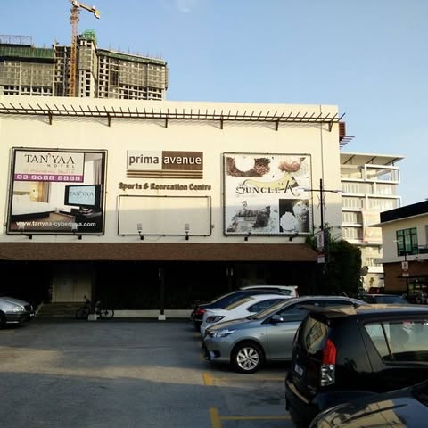 PRIMA AVENUE SPORTS CENTRE SDN. BHD. logo
