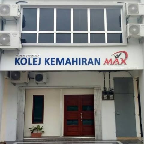 PUSAT LATIHAN KEMAHIRAN MAX SDN. BHD. logo