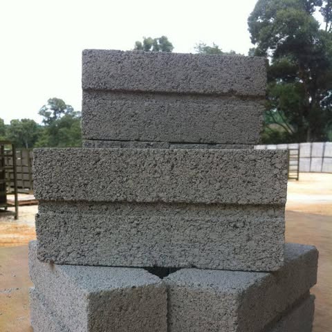 RAPISON BRICKS SDN. BHD. Logo