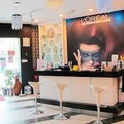 REBECCAS DE WELLNESS SALOON SDN. BHD. logo