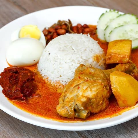 RESTORAN KARI KEPALA IKAN TIGA SDN. BHD. logo